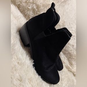Ankle booties